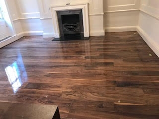 Sanding and eco-lacquer finish Highbury